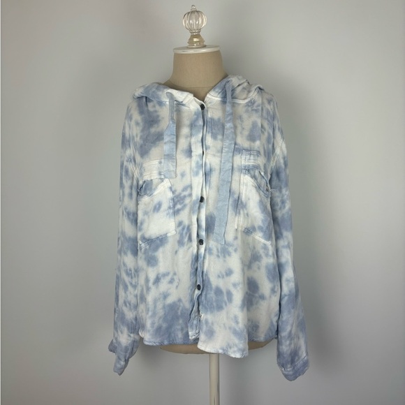 Vintage Havana Tops - Vintage Havana Button Up Shirt Blue White Tie Dye Hood M